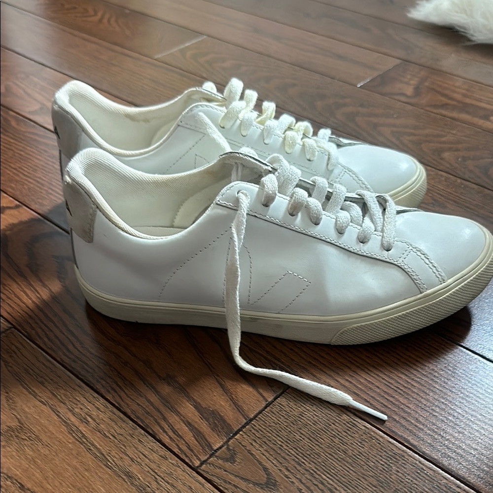Veja White Leather Low-Top Sneakers